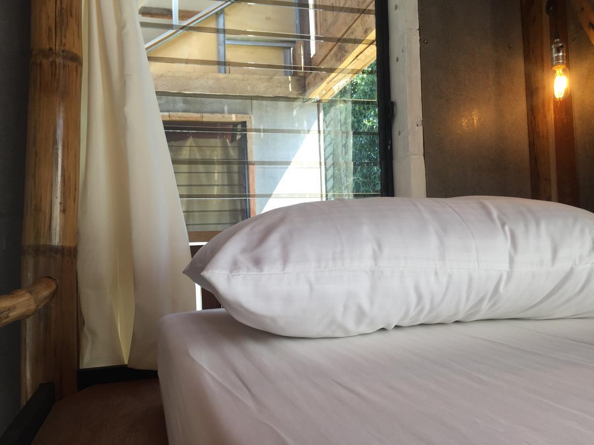 The Flying Fish Hostel Dumaguete City Eksteriør bilde